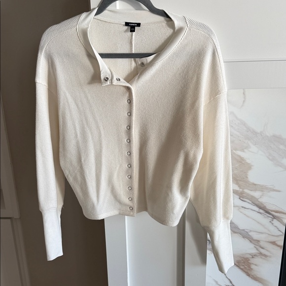 Express Cream Sweater - Picture 2 of 4